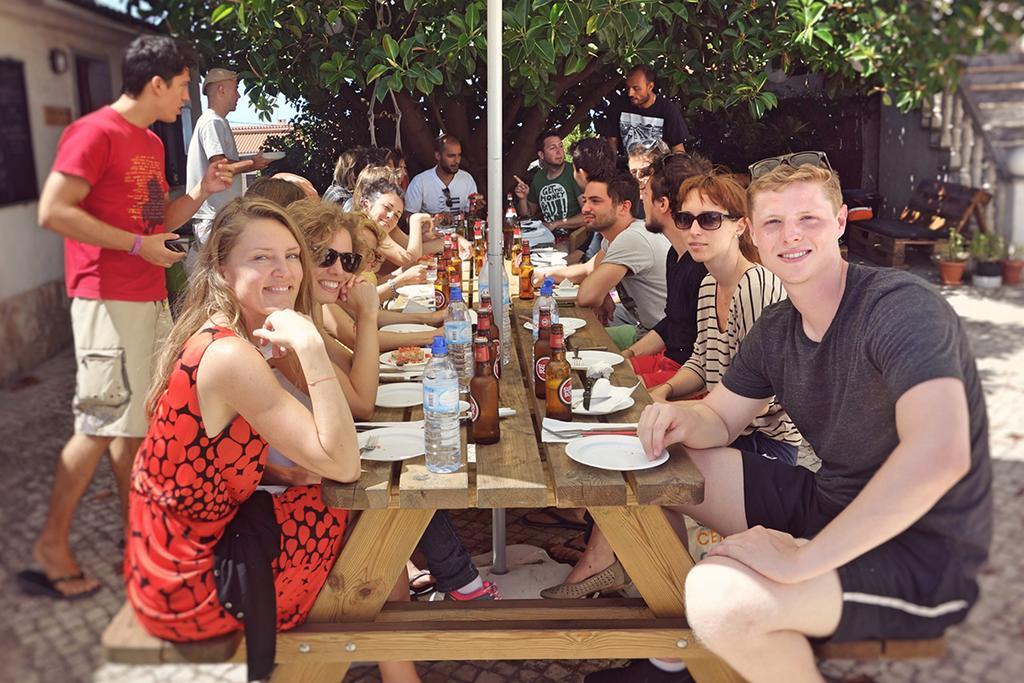 Moka Surfhouse Ericeira Bagian luar foto
